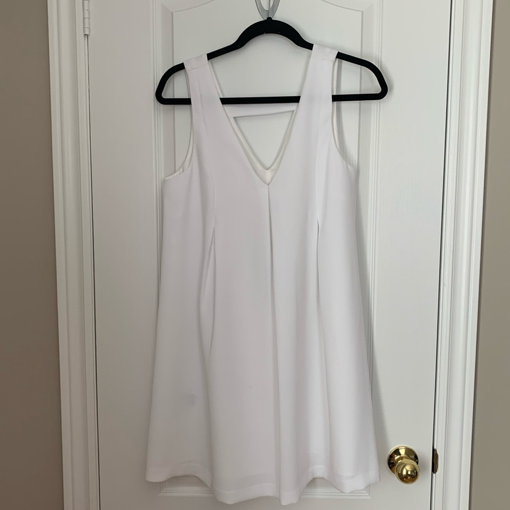 NEW BCBG White Shift dress size small